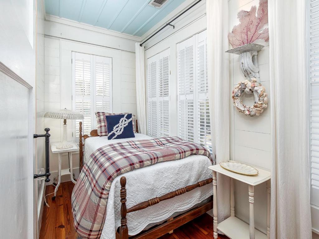 Breeze Inn Tybee Island Extérieur photo