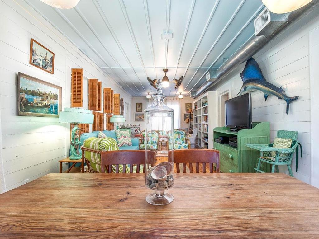 Breeze Inn Tybee Island Extérieur photo